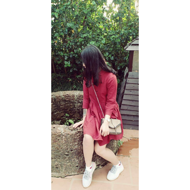 Đầm thêu vintage