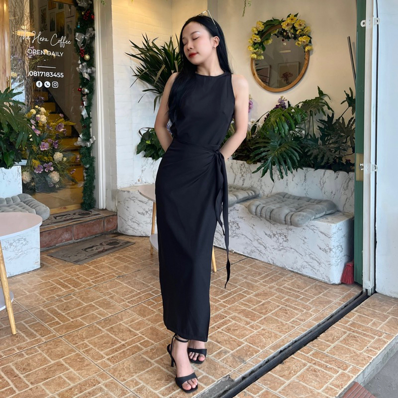 Set chân váy váy dáng dài, vạt lệch buộc nơ