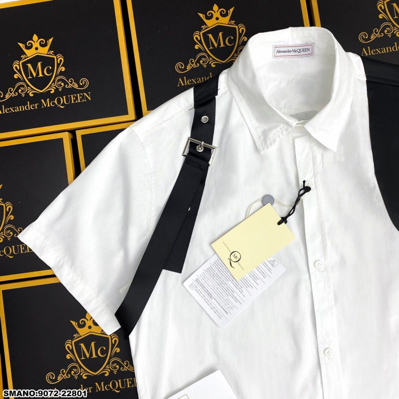 Áo sơ mi trắng nam cộc tay MCQ thêu dây đai đen khoá cài hai vai phong cách công tử vải cotton cao cấp SMC20P