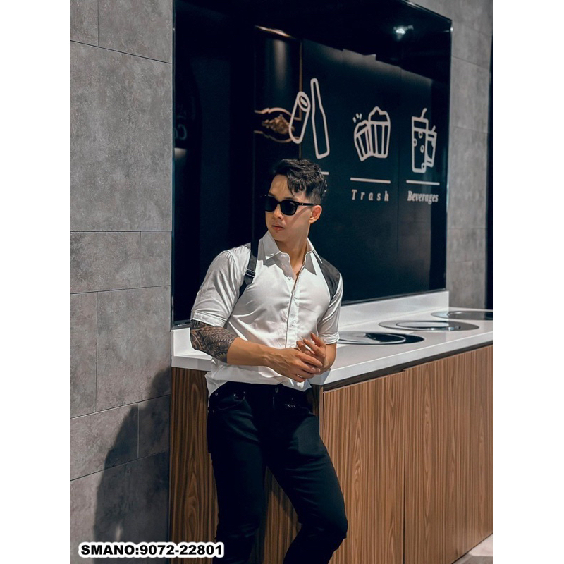 Áo sơ mi trắng nam cộc tay MCQ thêu dây đai đen khoá cài hai vai phong cách công tử vải cotton cao cấp SMC20P