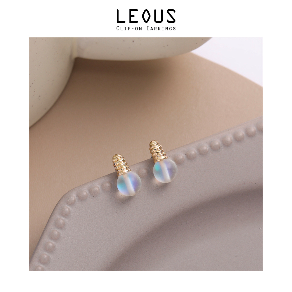 Khuyên tai kẹp không bấm lỗ chốt cố định K033 bằng nhựa trong suốt hình khối dáng ngắn Leous Accessories