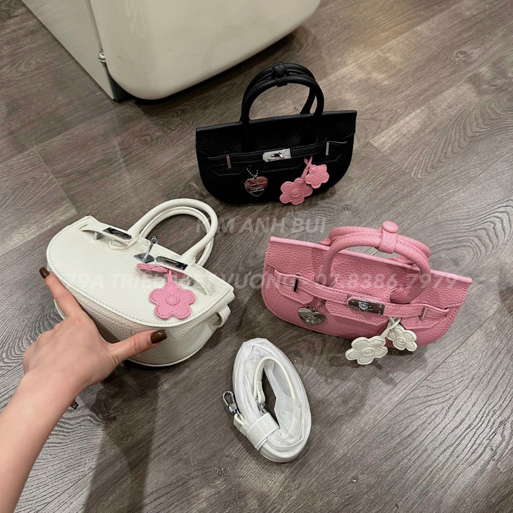 Túi xách nữ h.m trang trí móc treo cực xinh hottrell