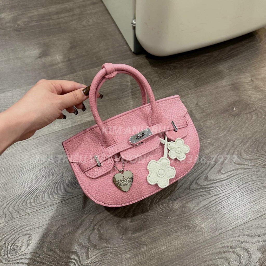 Túi xách nữ h.m trang trí móc treo cực xinh hottrell