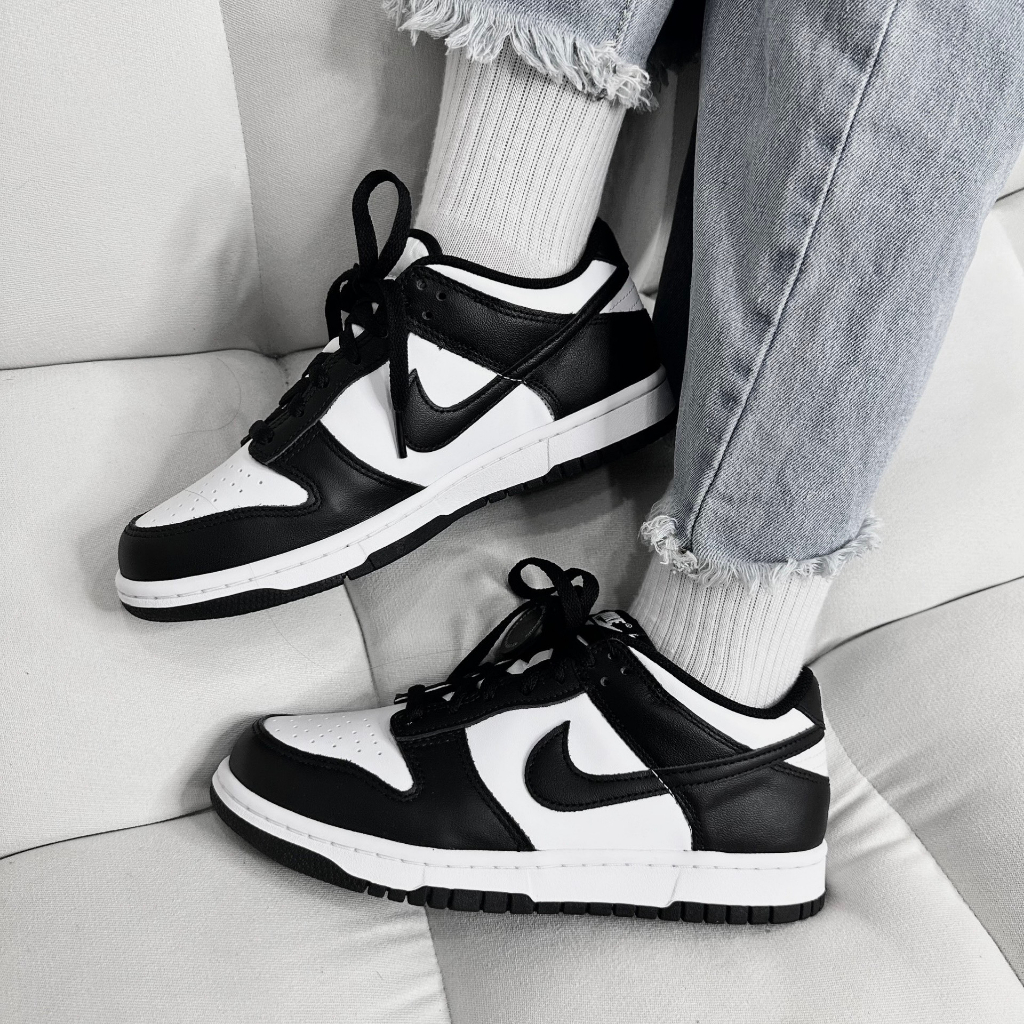 Giày Dunk Panda Retro thịnh hành