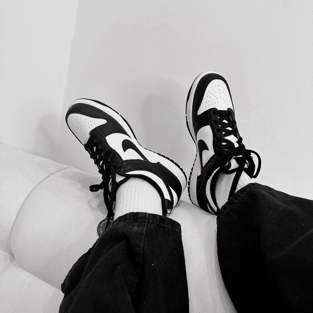 Giày Dunk Panda Retro thịnh hành