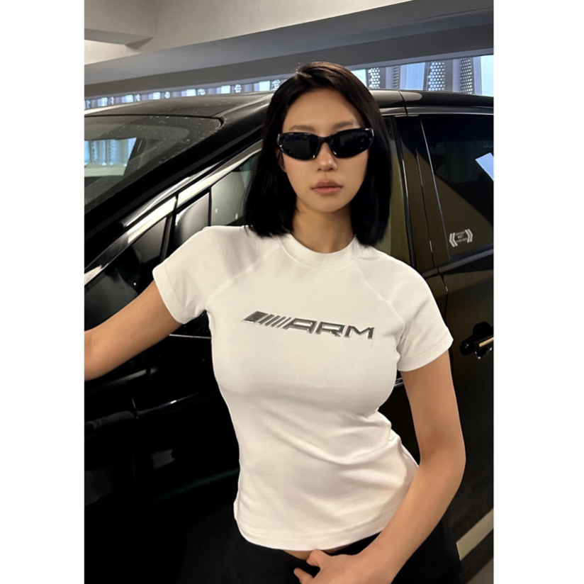Áo phông nữ hai phiên bản ngắn - dài bo eo đính chữ kim loại phong cách hiphop đường phố DoA363