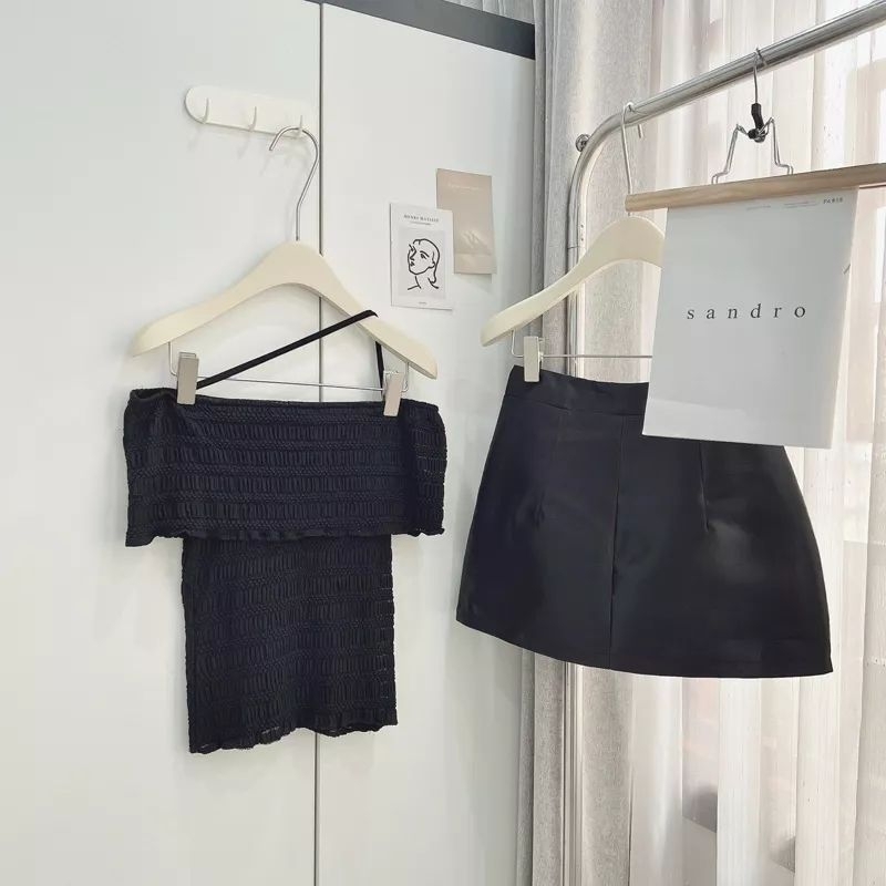 Set áo ren trễ vai dây chéo mix chân vay tacta có lót quần sang mịn