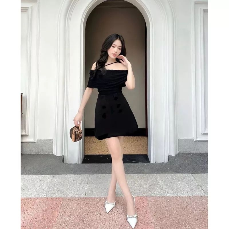 Set áo ren trễ vai dây chéo mix chân vay tacta có lót quần sang mịn