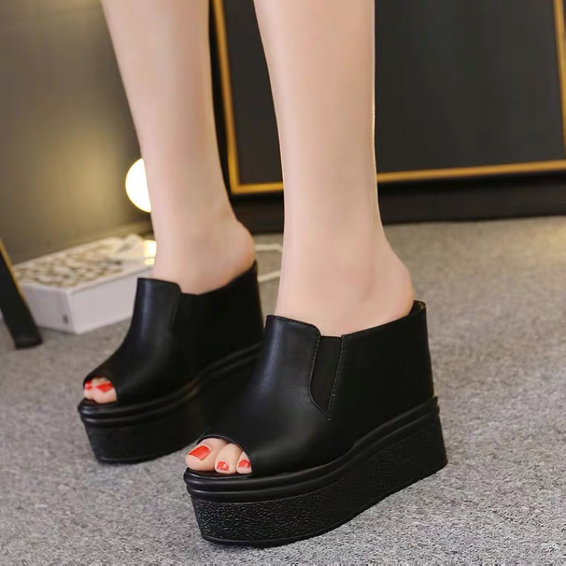 Dép sục đế xuồng màu trơn quai to bản 13 - 14 cm, hàng cao cấp