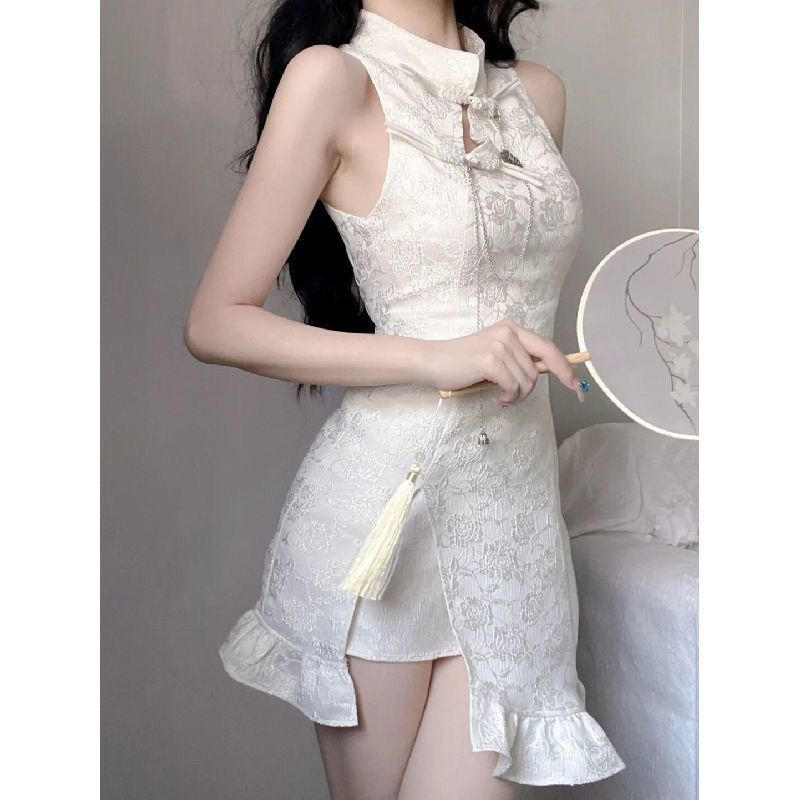 Đầm Sườn Xám Cách Tân Cổ Yếm Ôm Xòe Đuôi Cá Xẻ Tà Trước