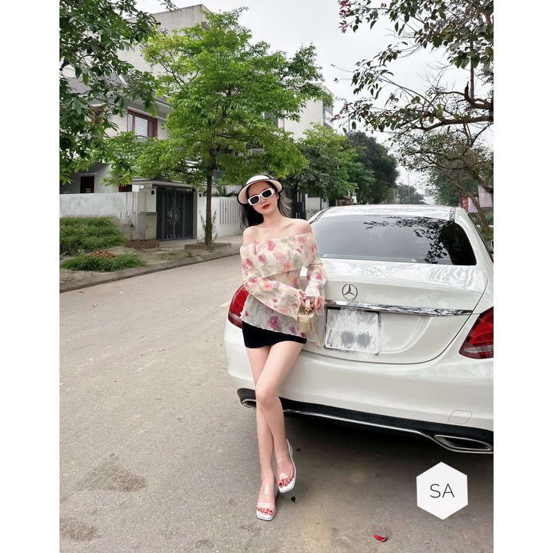 Áo tơ hoa trễ vai tay dài Sang Chảnh sẵn ship ngay