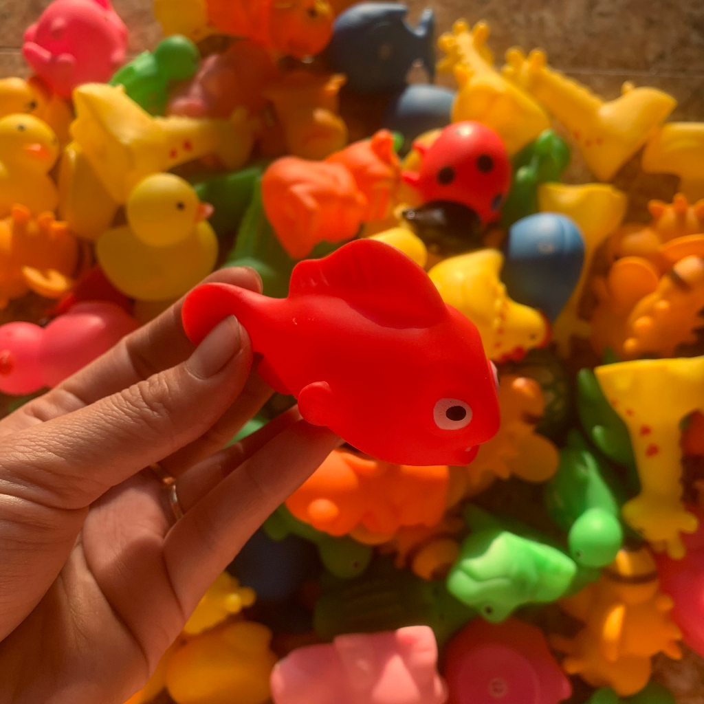 Đồ chơi nhà tắm chip chip bơi lội vui nhộn hình thú đáng yêu cho bé CSSX VINH BAN