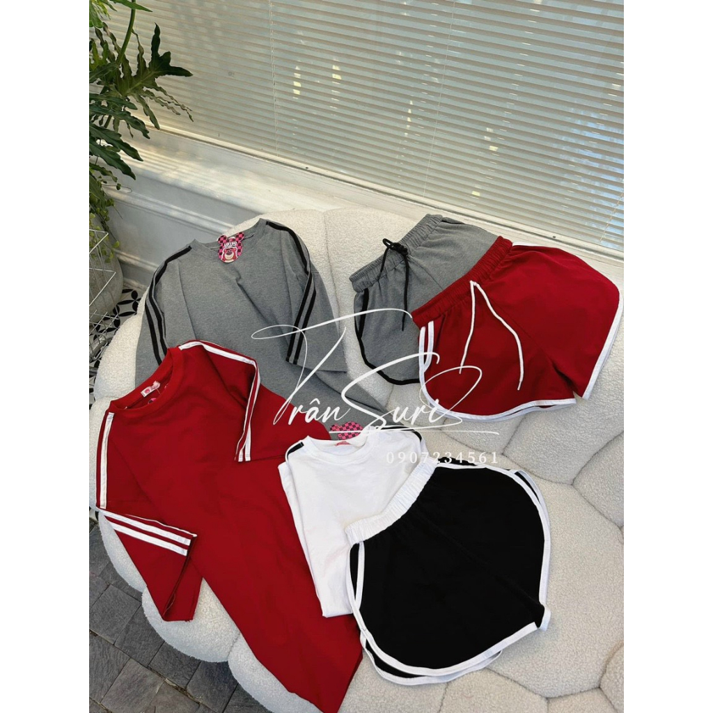 Set bộ đồ nữ thể thao đơn giản áo form rộng kẻ sọc mix quần phối vạt bầu cùng tone màu cho các tình yêu đi chơi