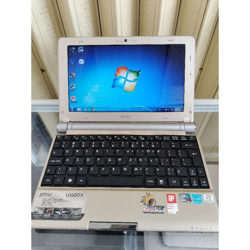 Laptop MSI Mini gọn nhẹ