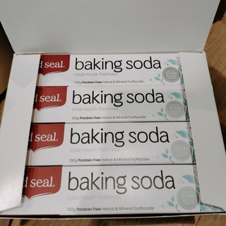 Red Seal Baking Soda Kem đánh răng [mẫu mới]