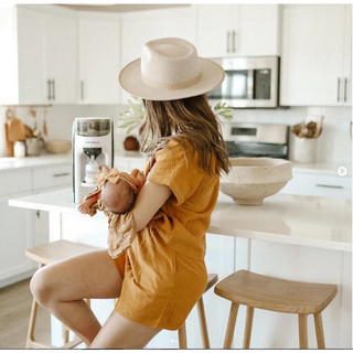 Máy pha sữa Baby Brezza Formula Pro Advanced- bản mới nhất