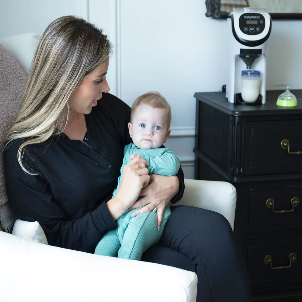 Máy pha sữa Baby Brezza Formula Pro Mini