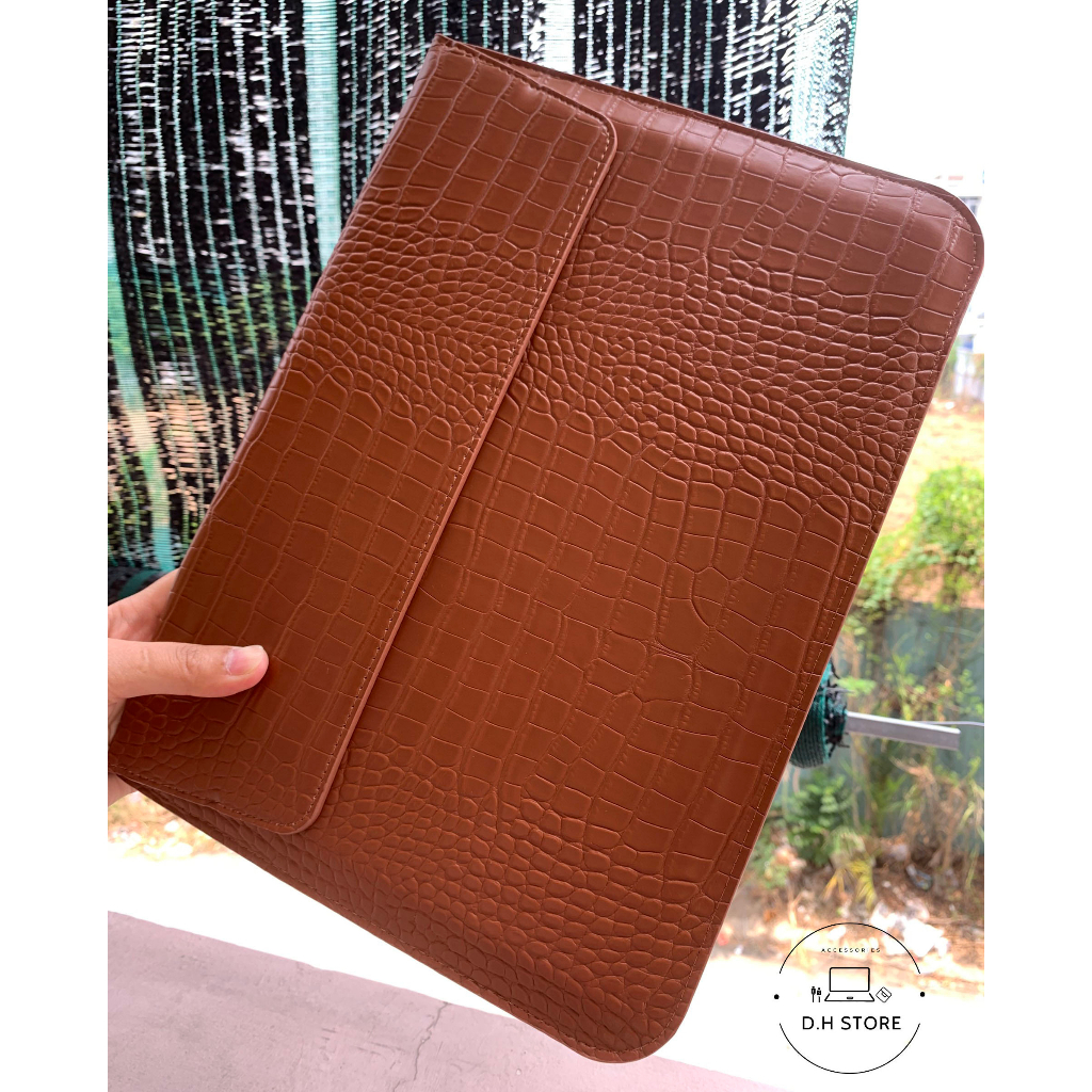 Túi Bao Thư đựng Laptop Macbook Pro-Air 13 inch chất liệu Da PU Mềm màu nâu vân cá sấu đa công dụng | BigBuy360 - bigbuy360.vn