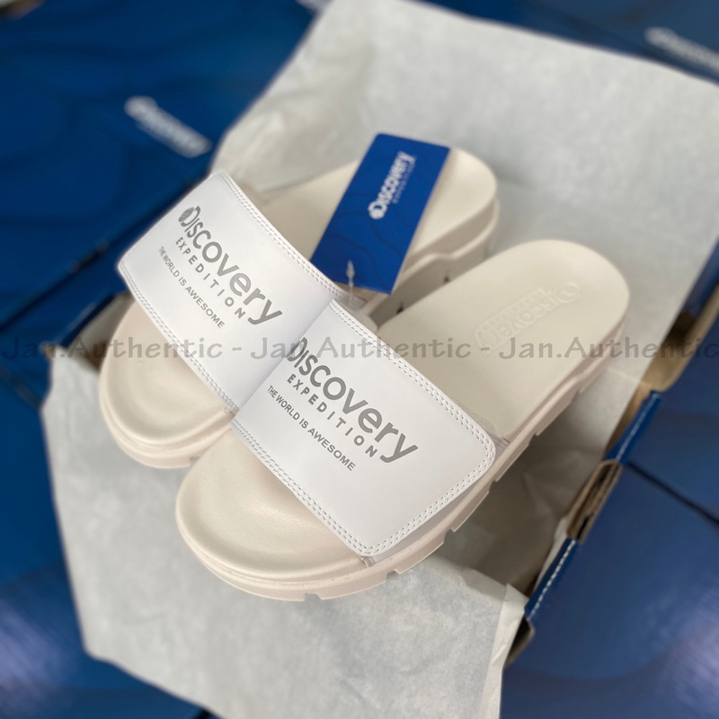 Dép MLB Dia Monogram NY Đen/Trắng Chính Hãng