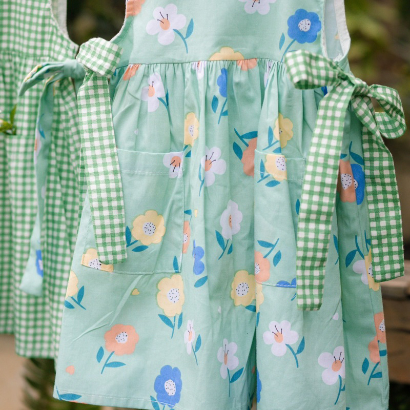 Váy sát nách thắt nơ eo màu xanh ngọc- Tặng nơ kẹp tóc