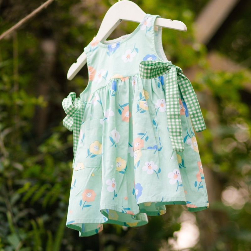 Váy sát nách thắt nơ eo màu xanh ngọc- Tặng nơ kẹp tóc