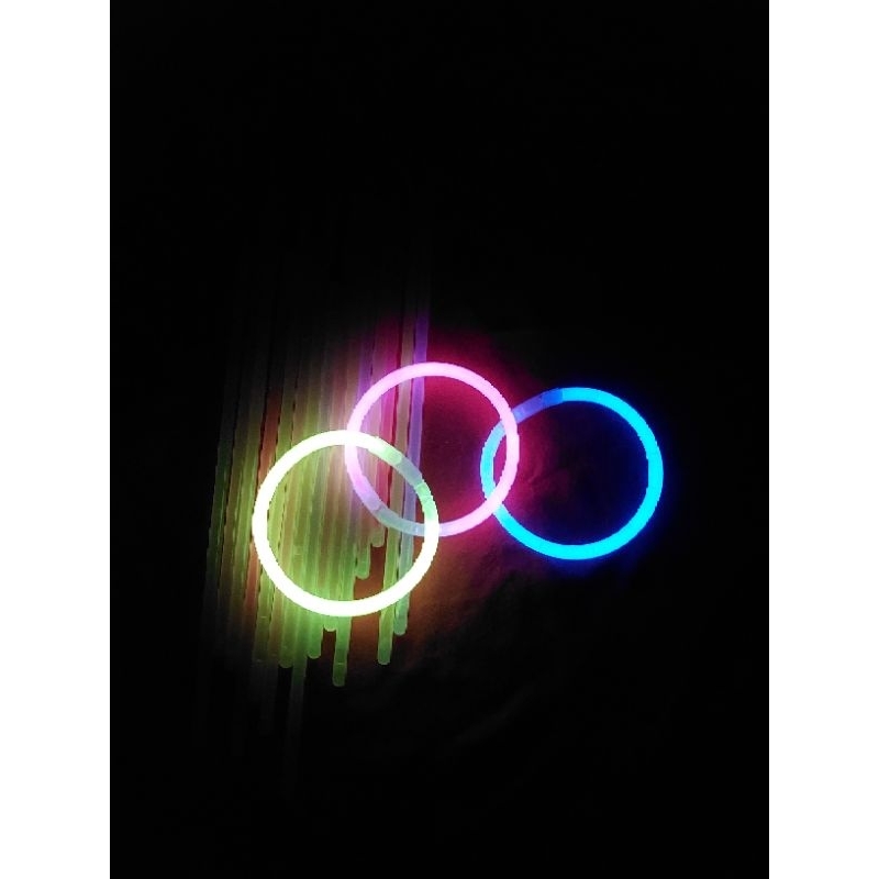 Que sáng dạ quang nhiều màu sặc sỡ giá rẻ