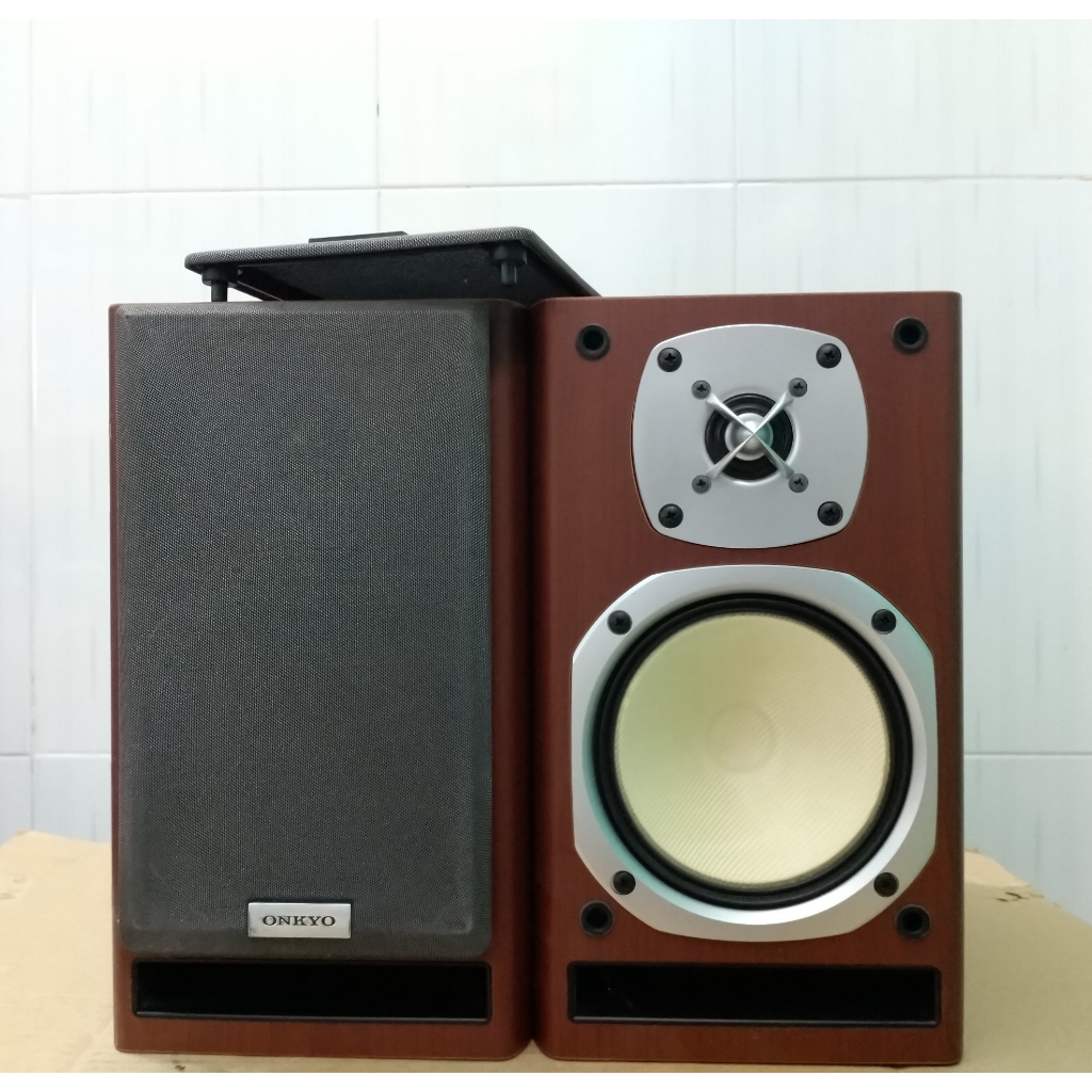 Loa Onkyo D-N7FX đồ cũ nghe tốt 100% ( 70W 4ohm )