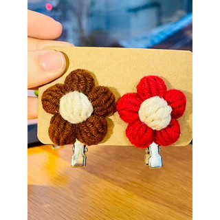 [Ảnh thật - Có sẵn] Kẹp tóc đính hoa bằng len handmade