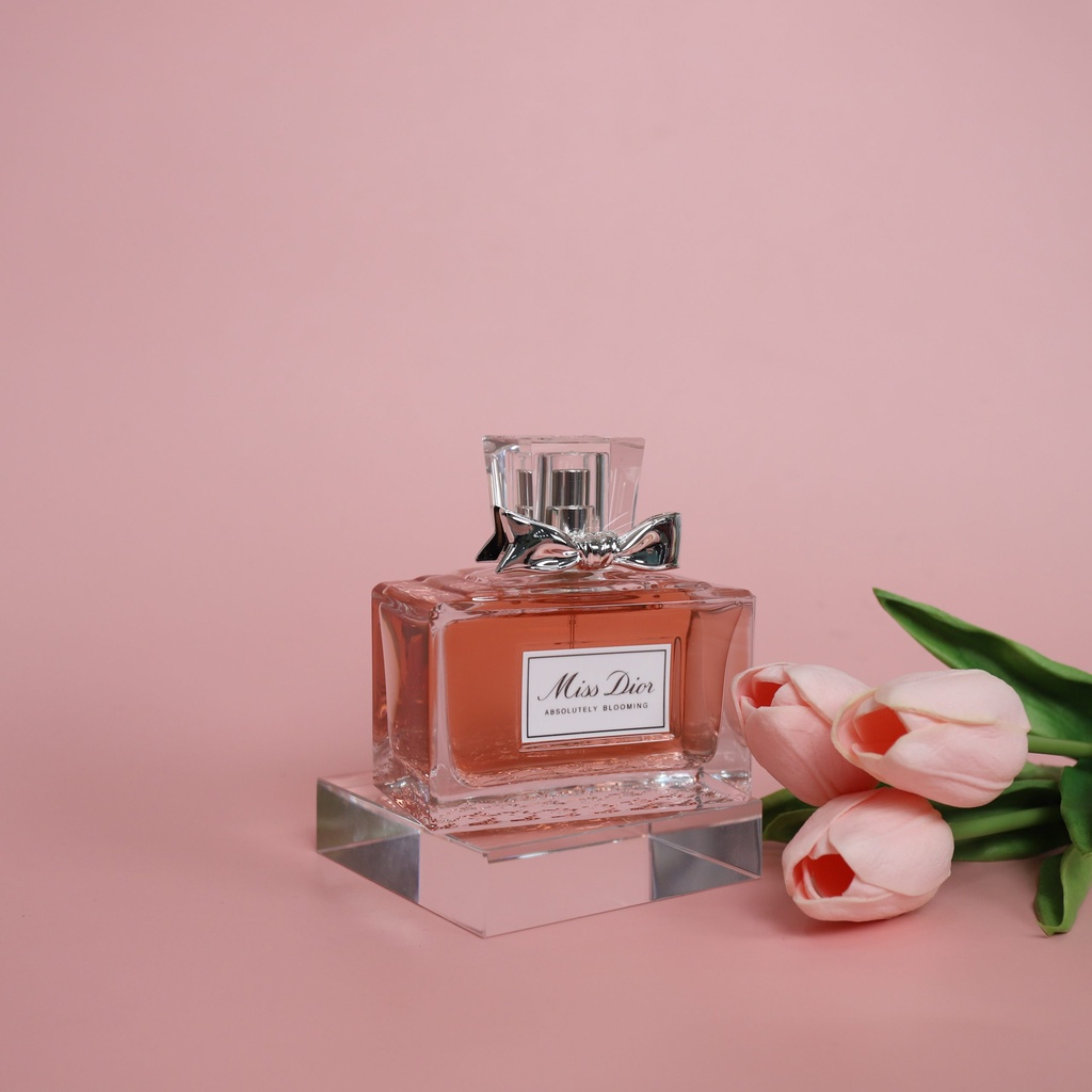 Nước hoa nữ Mi.ss 𝔻𝕚0𝕣 Blooming Bouquet EDT (chiết 10ml - Mẫu thử) | BigBuy360 - bigbuy360.vn