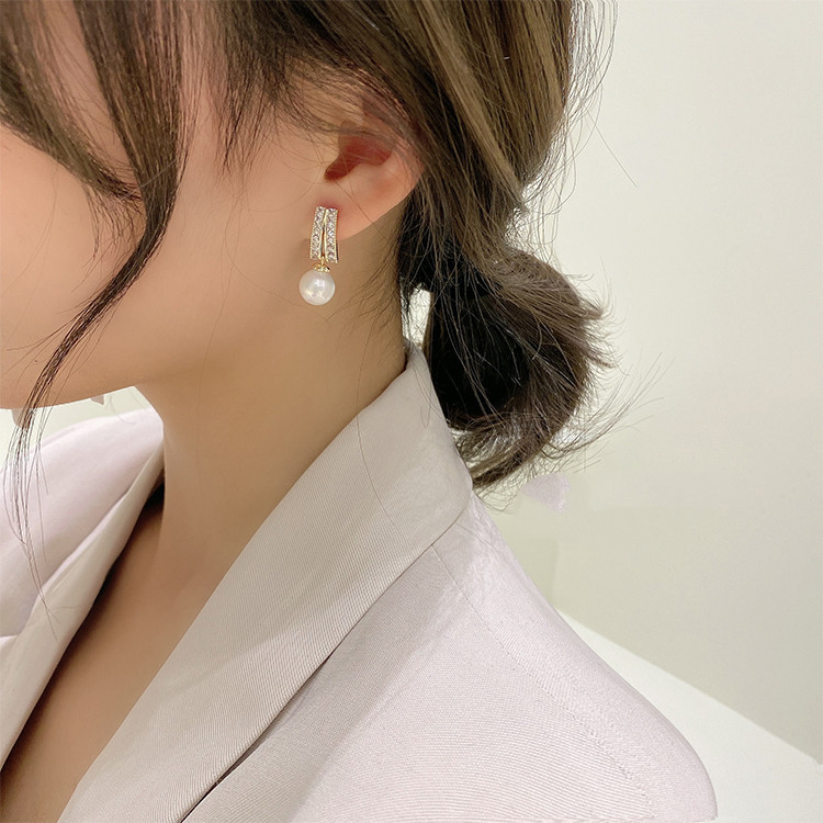 Khuyên tai ngọc trai nhân tạo thanh lịch HTNT432