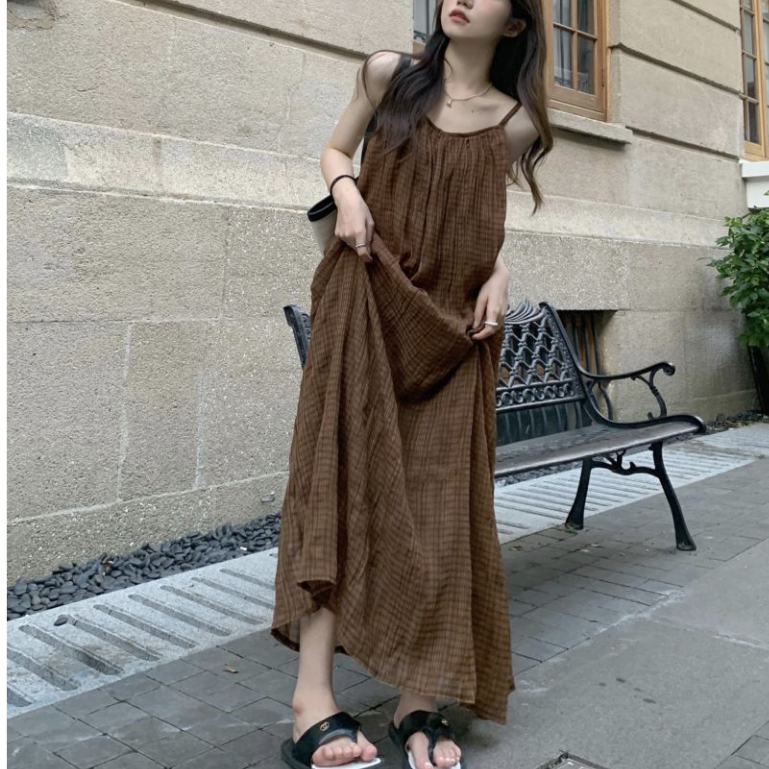 Đầm maxi 2 dây mềm mát lưng trần gợi cảm, váy maxi 2 dây cổ tròn màu nâu sang chảnh dáng suông chữ A Hàn Quốc 5221