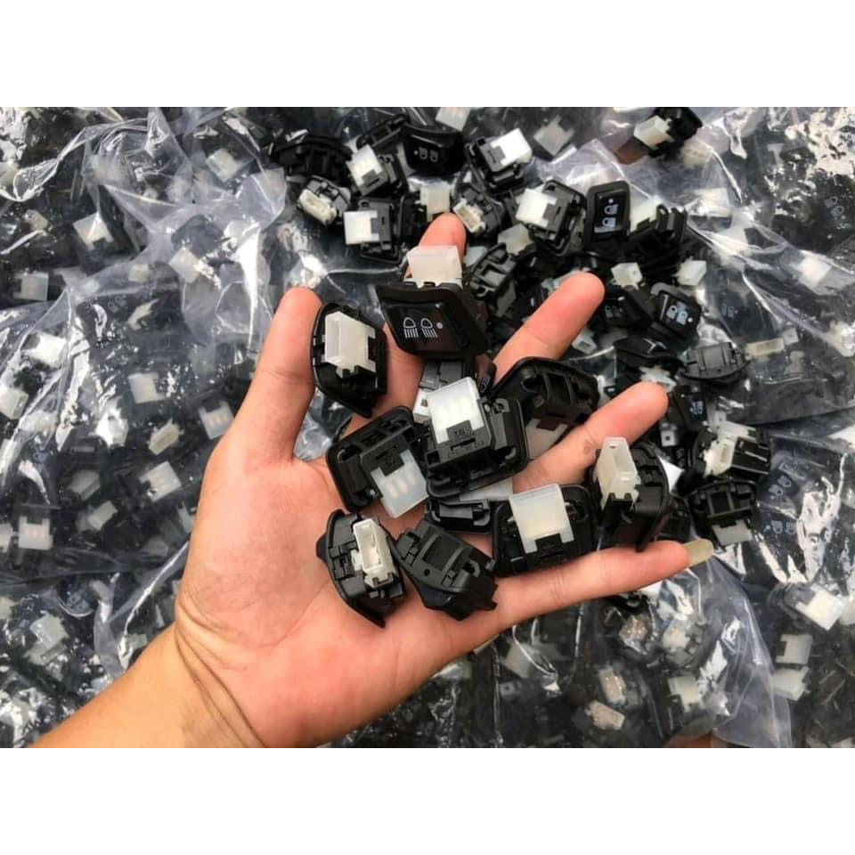 Công tắc tắt đèn cho các xe như , Vision , Lead , Wave,Future các xe không có nút tắt đèn