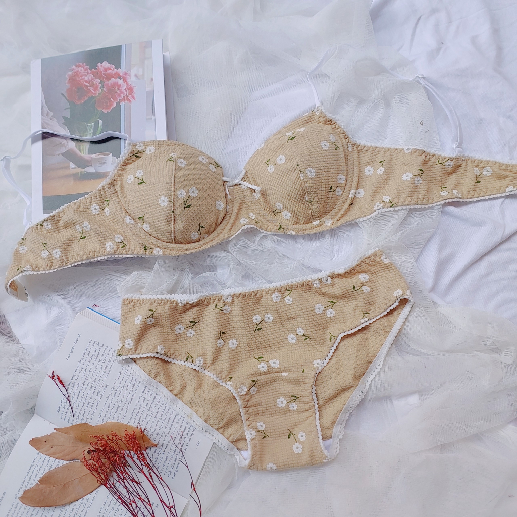 Bộ đồ lót ren bralette có gọng mút mỏng sexy hàng thiết kế cao cấp Kẹo Bông Gòn Set by The Muse Br