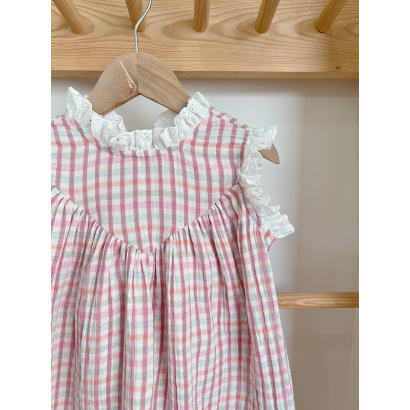 Đầm babydoll caro phối ren Tây babycloset cho bé gái