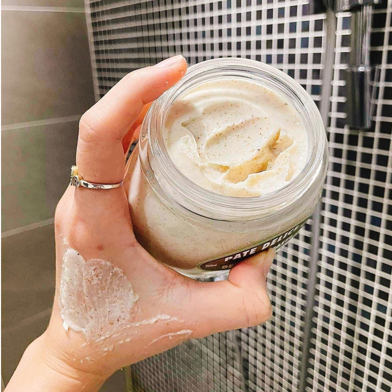 Kem Tẩy Tế Bào Chết Organic Hạnh Nhân L'Occitane Delicious Paste Exfoliating And Smoothing 200ml