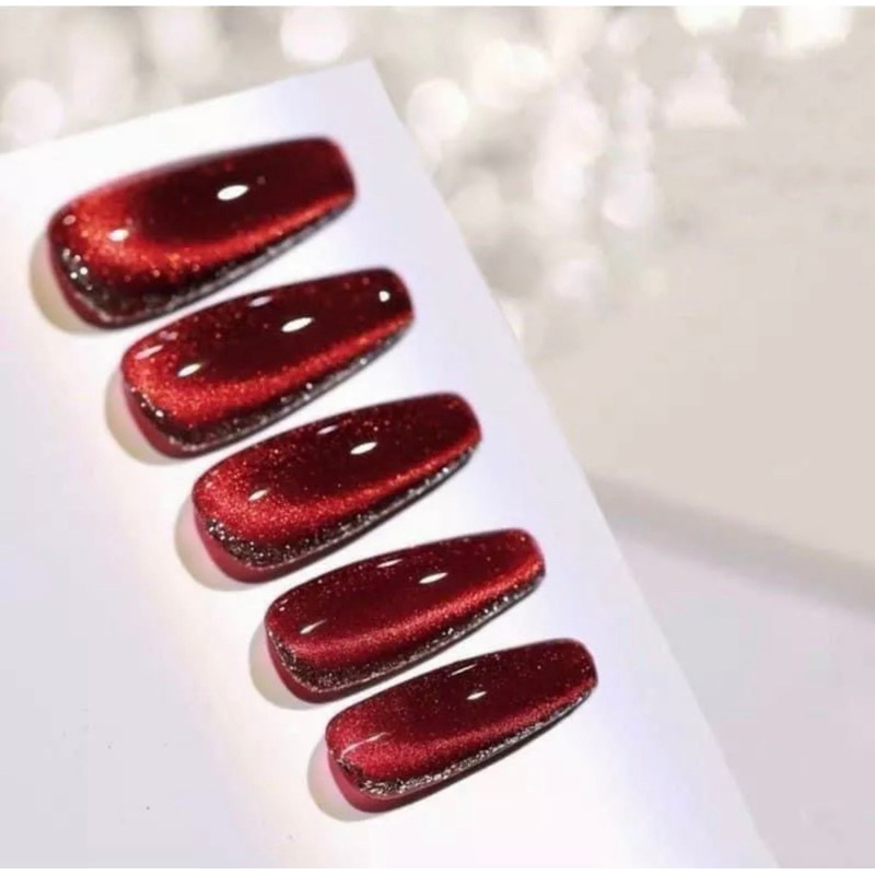 Nailbox thiết kế mắt mèo đỏ