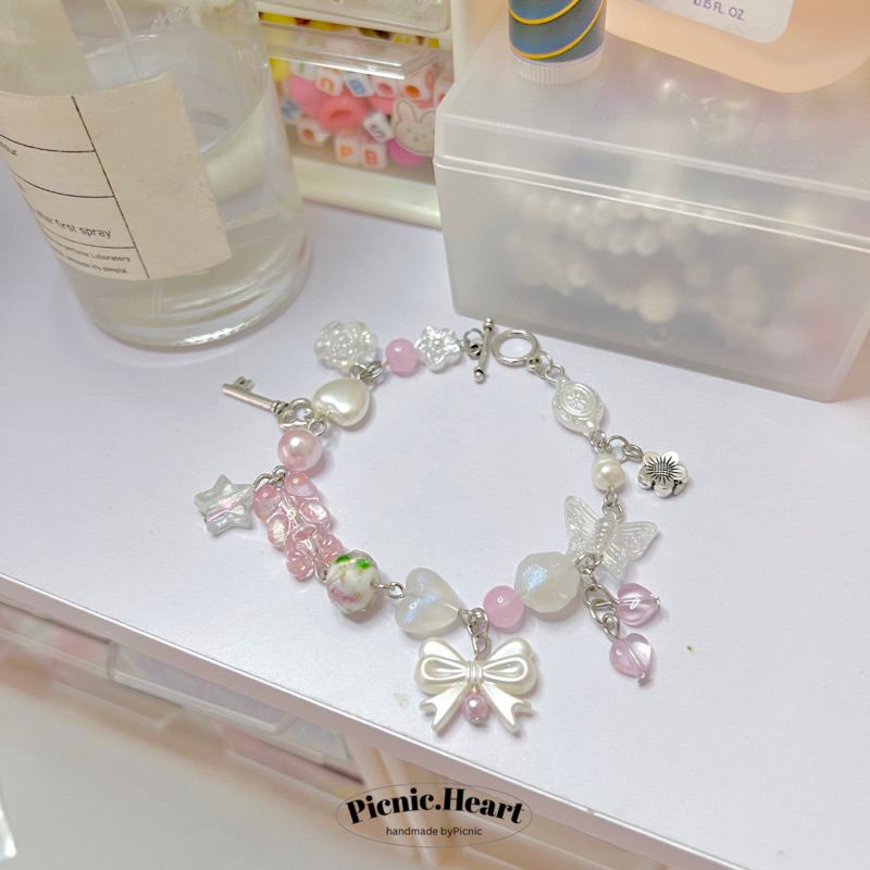 | Picnic Heart | 𝑽𝑶̀𝑵𝑮 𝑻𝑨𝒀 𝑽𝑨̀ 𝑩𝑶̂𝑵𝑮 𝑻𝑨𝒀 𝑵𝑶̛ 🎀✨ 𝑷𝑹𝑰𝑵𝑪𝑬𝑺𝑺✨🎀