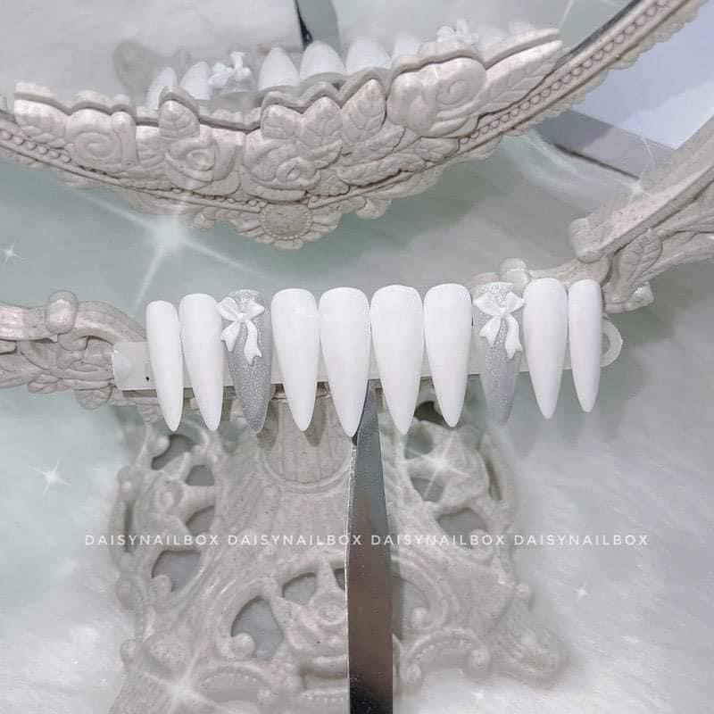 Nail box thiết kế sang trọng giá rẻ lấy tương tác