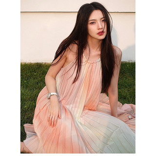đầm maxi xếp ly xoè phối màu ombre qccc