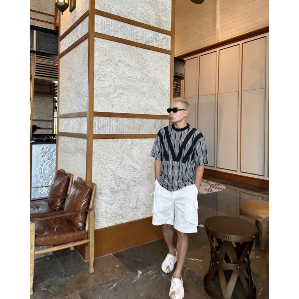 ÁO THUN V T-SHIRT 4.0