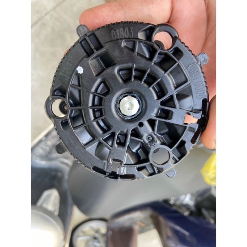 MOTOR CHỈNH MẶT GƯƠNG KIA HYUNDAI BÃI XỊN THÁO XE HÀNG ĐẸP