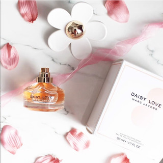 Nước hoa 𝗠𝗮𝗿𝗰 𝗝𝗮𝗰𝗼𝗯𝘀 Daisy Love 10ml