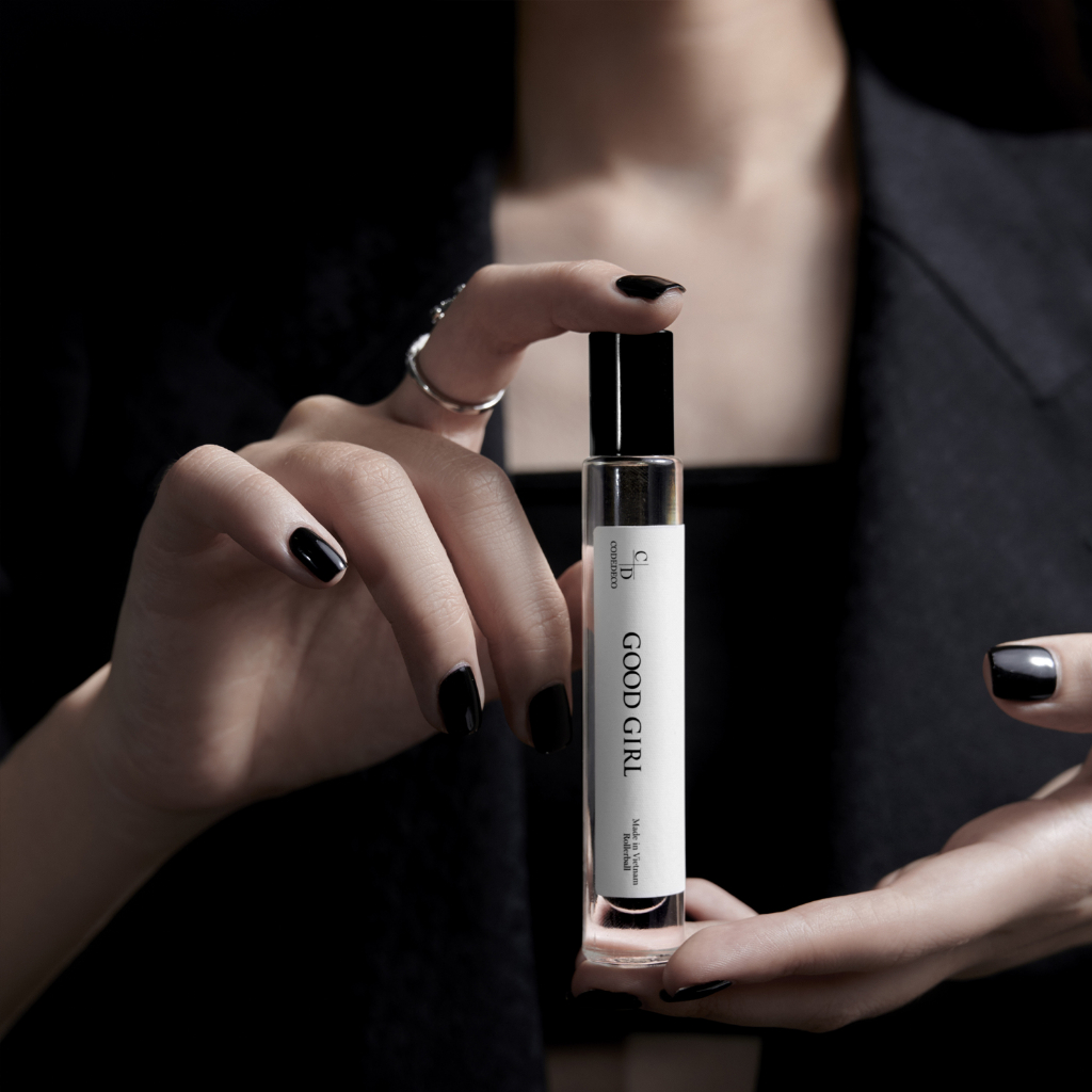 Tinh dầu nước hoa CODEDECO Good Girl dạng lăn 10ml