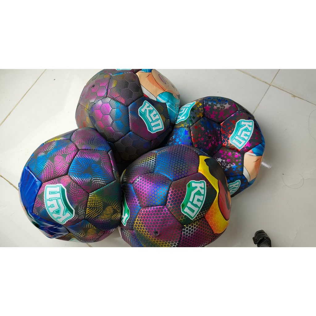 Bóng đá cho bé, bóng da kun  trái banh kun phản quang cỡ 5 tặng đầu kim và giỏ treo bóng