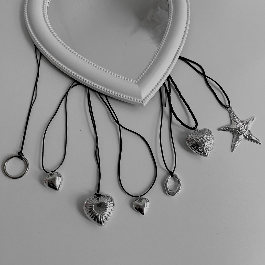 Tổng hợp vòng cổ y2k trái tim nhiều kiểu Choker Club