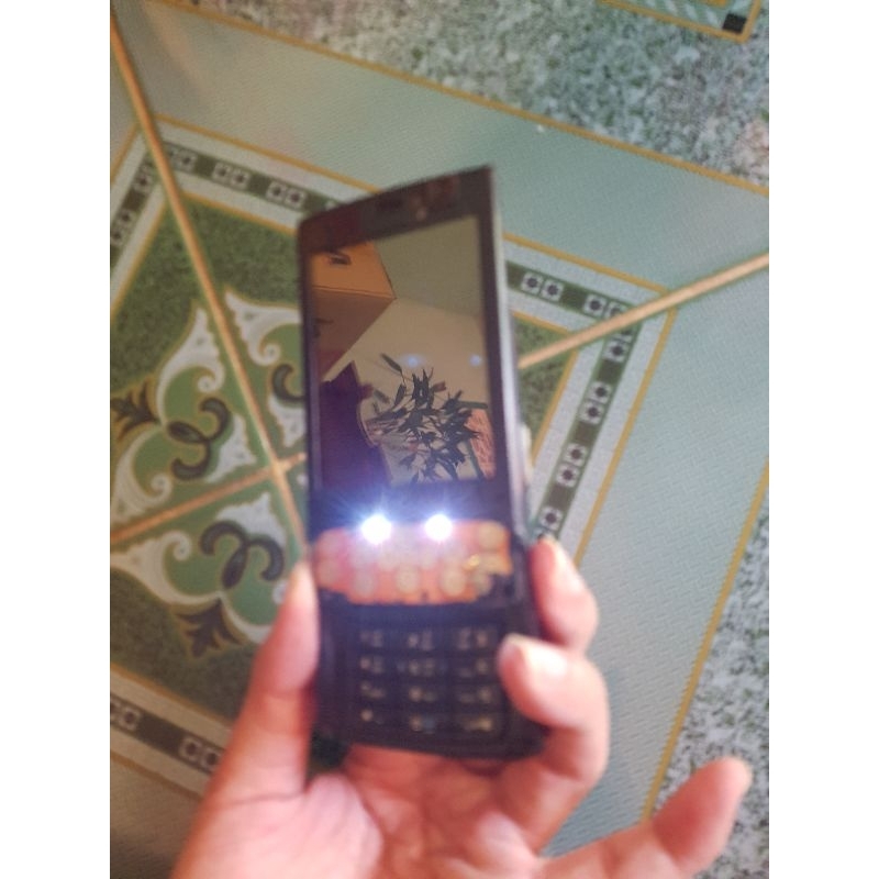 Xác điện thoại Nokia N95 8gb còn nguồn