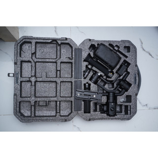 Gimbal máy ảnh DJI Ronin S Pro Combo cân 4.5kg ngang rs2 chống rung đỉnh