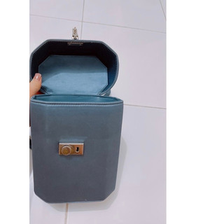 Túi Lyn hộp auth