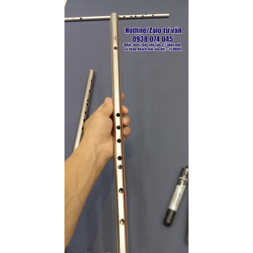 Sáo inox la giáng Ab4( Sol G#4) âm vang như sáo trúc, size 1.9x55cm bản trắng trơn không khắc logo, tone