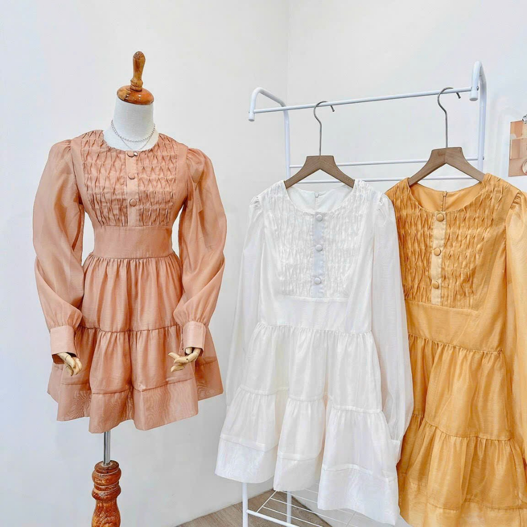 Đầm babydoll xòe nút bọc dài tay